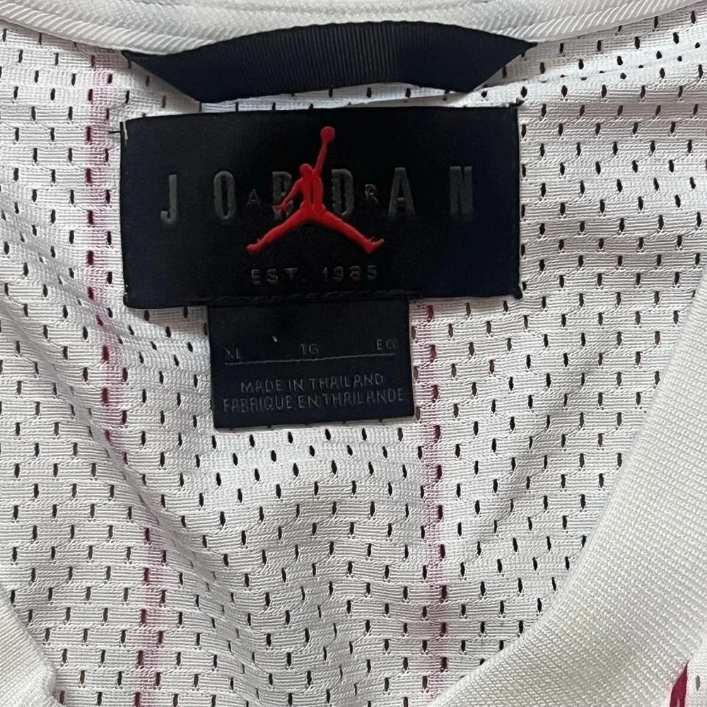 Micheal Jordan Pinstriped Basketball Jersey Men's Size XL Summer Skate Surf